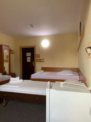 Отель Hotel Monte Carlo Питешти-3